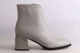 F8219-Z9051-6 Ботинки женские байка La Grandezza